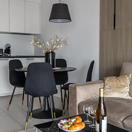 P&o Mennica Vii Varsó